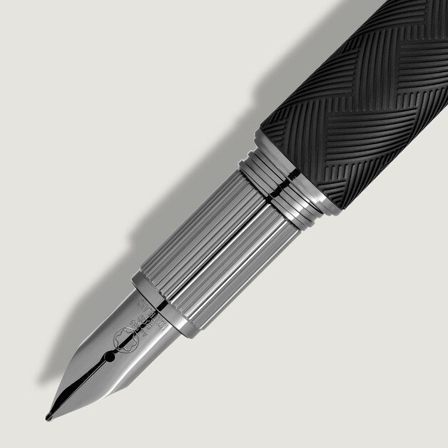 StarWalker Extreme Doué Fountain Pen